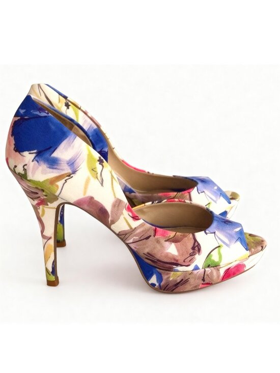 Fergalicious Shoes - 9M NWOB Floral Print Fergie Heels